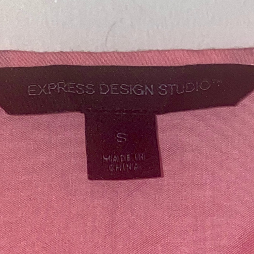 Express Pink Tank - Picture 7 of 9